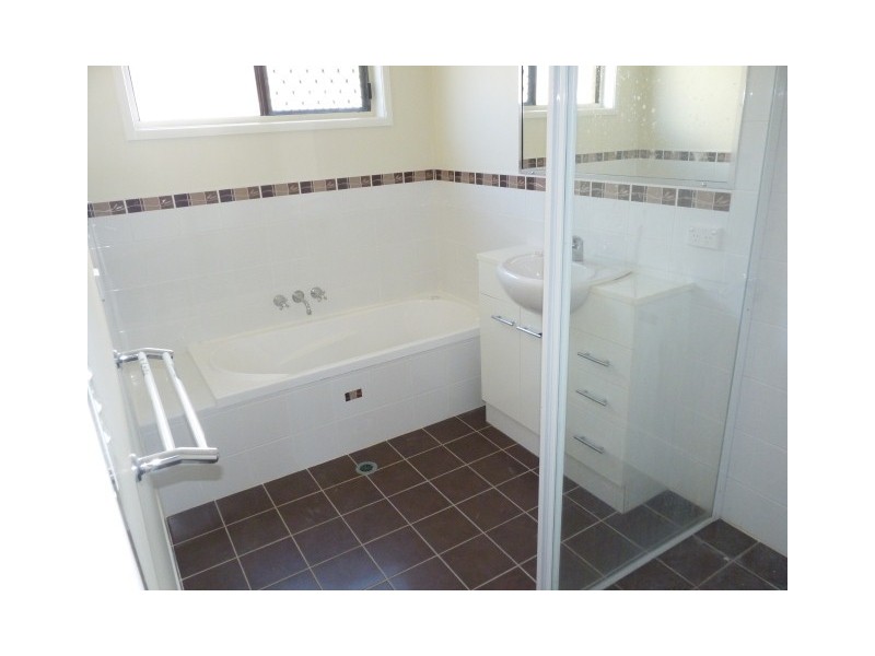 14 Hastings Street, Pialba QLD 4655