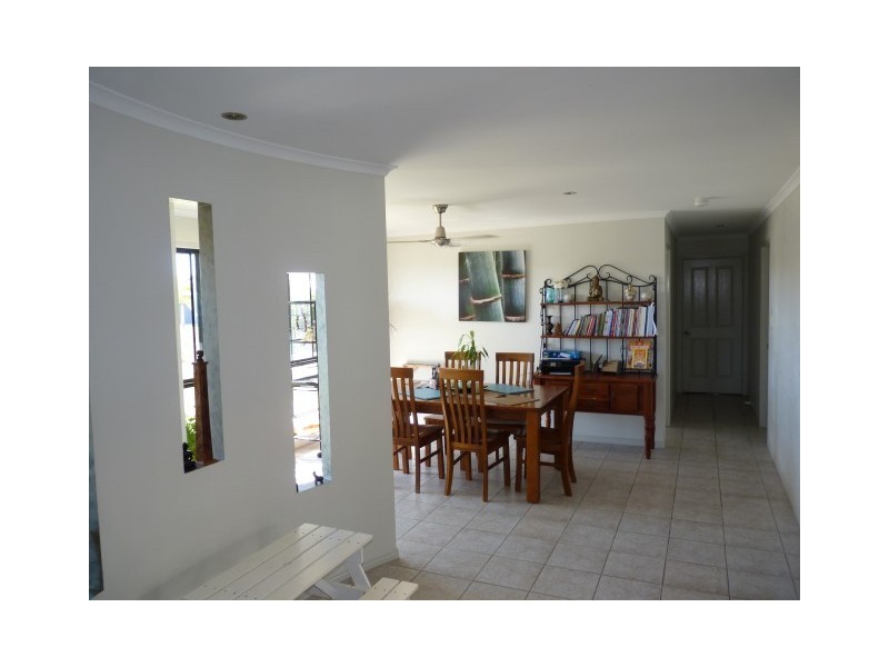 6 Dundee Drive, Kawungan QLD 4655