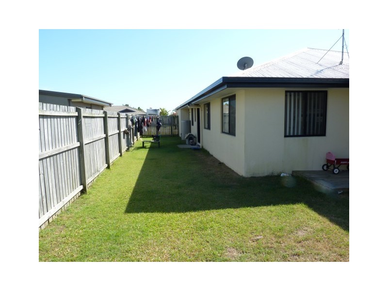 6 Dundee Drive, Kawungan QLD 4655
