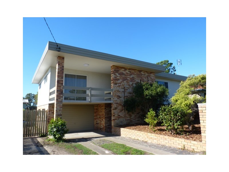 300 Boat Harbour Drive, Scarness QLD 4655