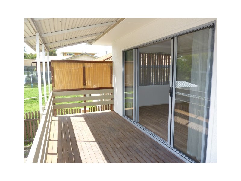 300 Boat Harbour Drive, Scarness QLD 4655