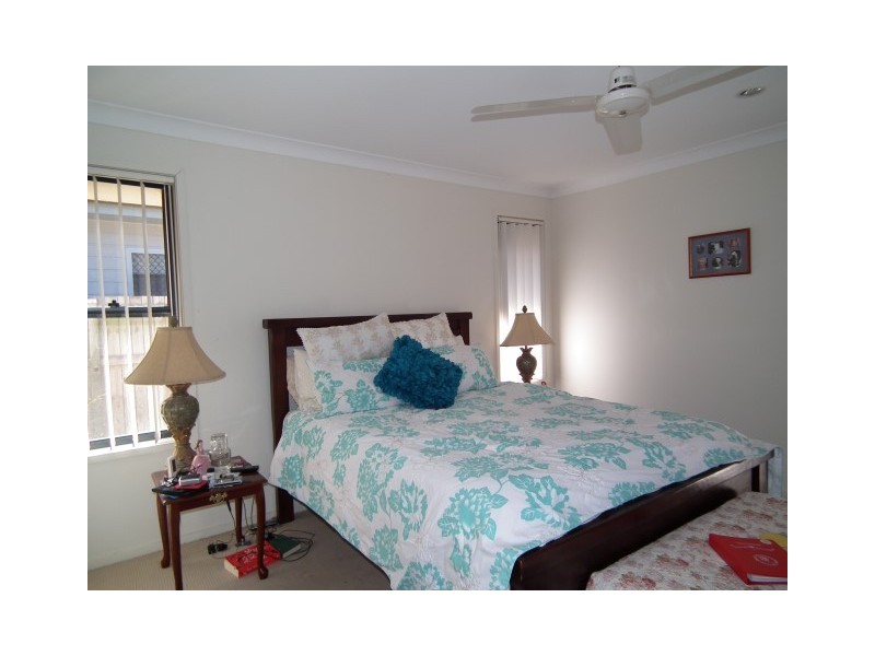 16 Golden Grove Court, Eli Waters QLD 4655