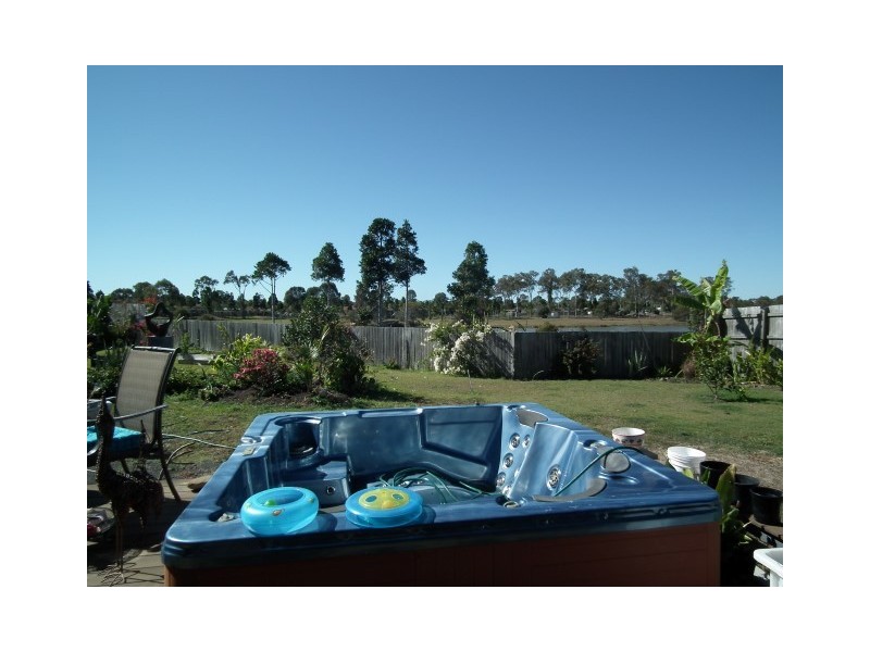 16 Golden Grove Court, Eli Waters QLD 4655