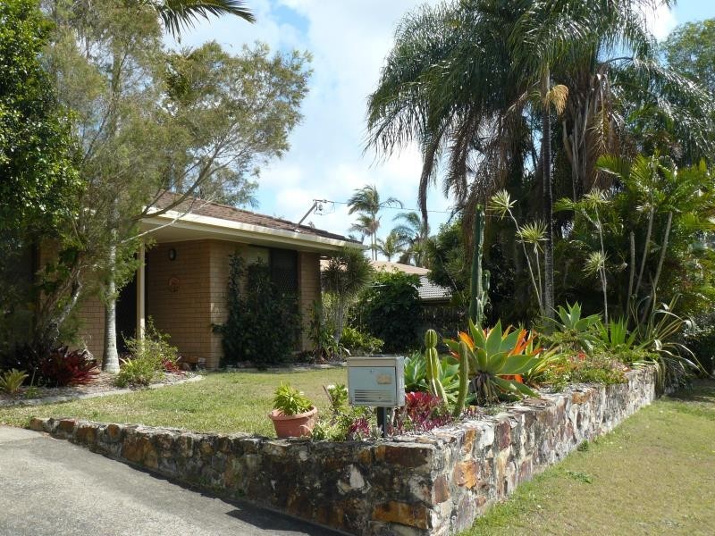 11 Andersen Avenue, Urraween QLD 4655