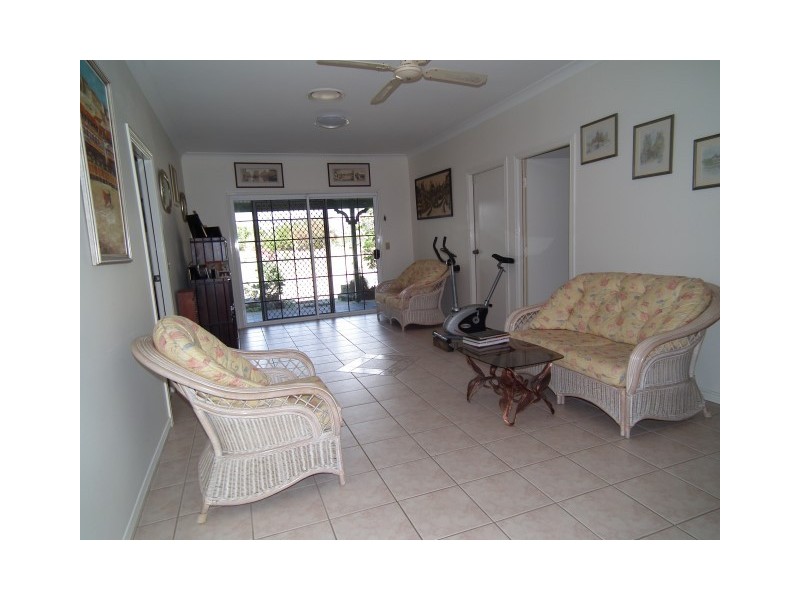 8 Washington Drive, Wondunna QLD 4655