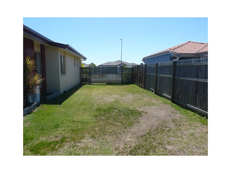 48 Lady Penrhyn Drive, Eli Waters QLD 4655