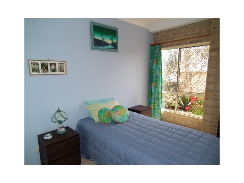16 Sovereign Court, Urraween QLD 4655