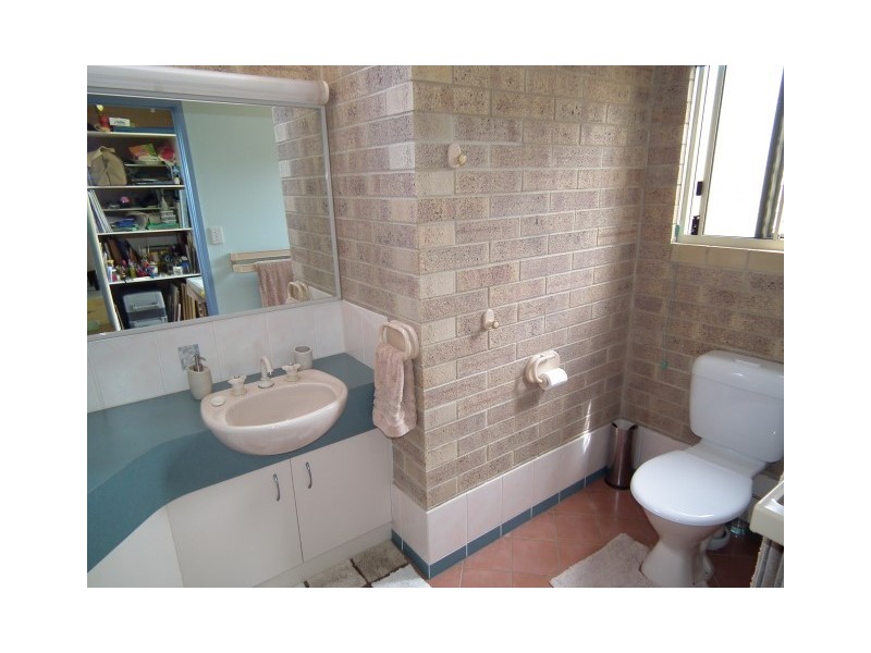 16 Sovereign Court, Urraween QLD 4655