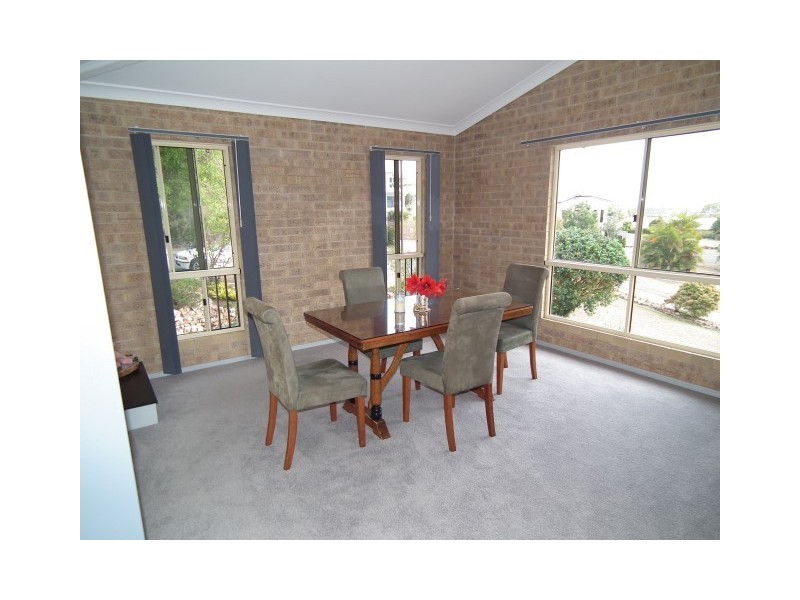 16 Sovereign Court, Urraween QLD 4655