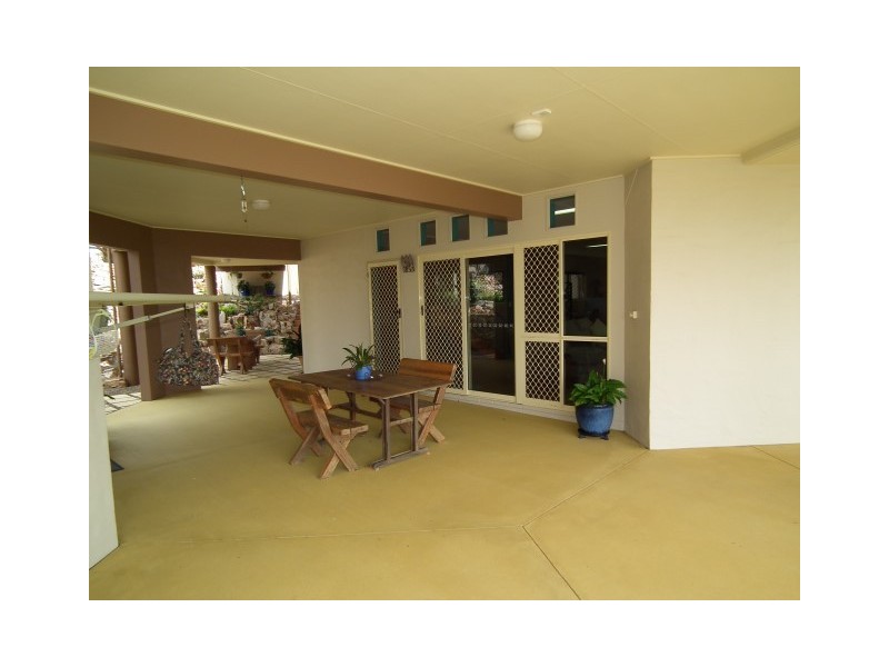 16 Sovereign Court, Urraween QLD 4655