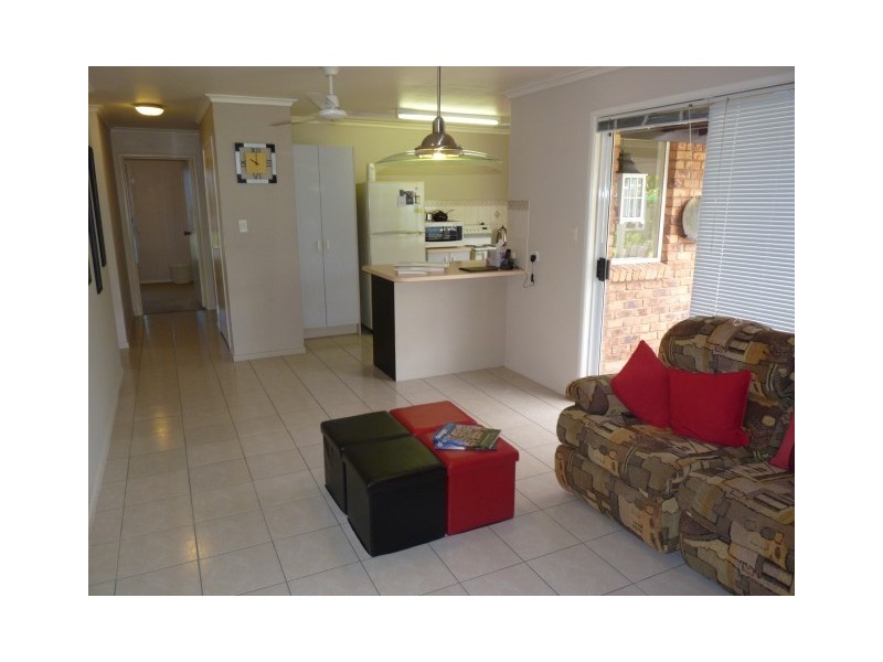 24 Michelle Drive, Point Vernon QLD 4655
