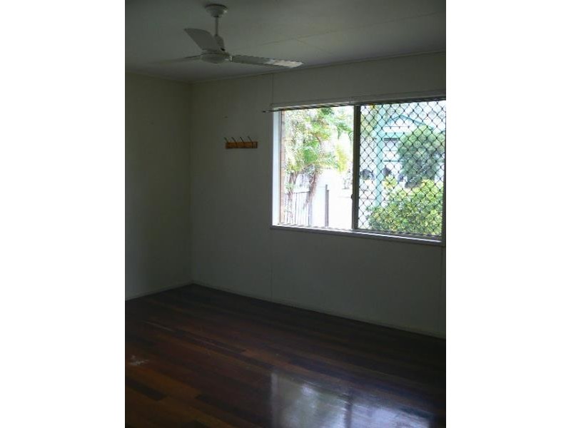 158 Torquay Road, Scarness QLD 4655