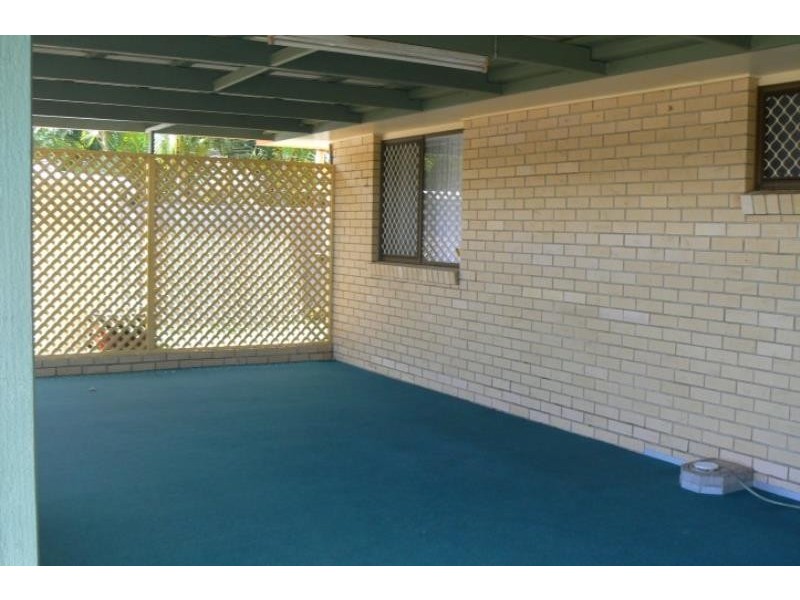 7 Pebble Court,, Torquay QLD 4655