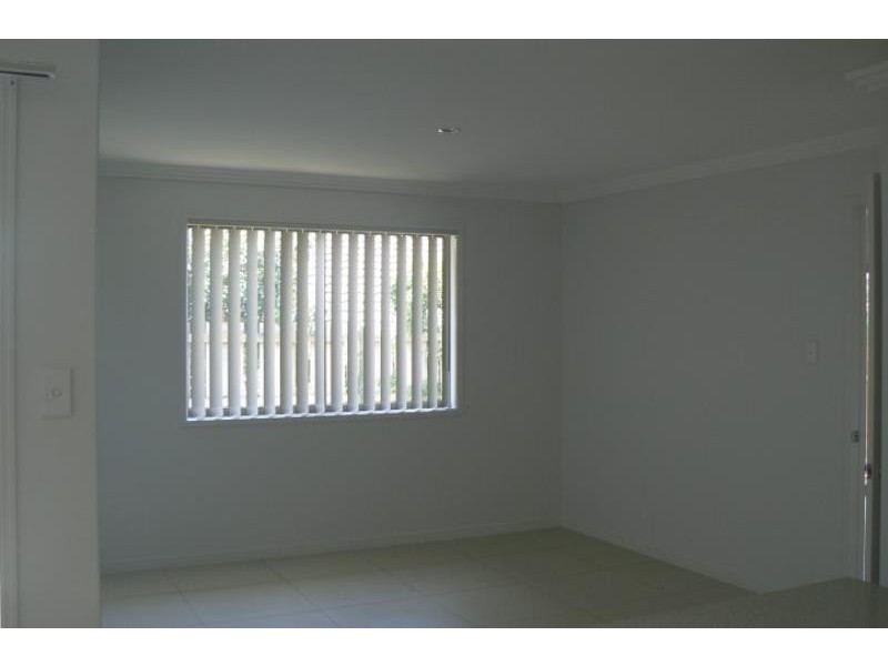 1/36 Picadilly Circuit, Urraween QLD 4655