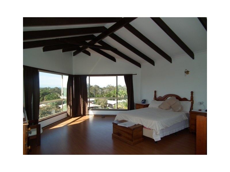 7 Wright Way, Scarness QLD 4655