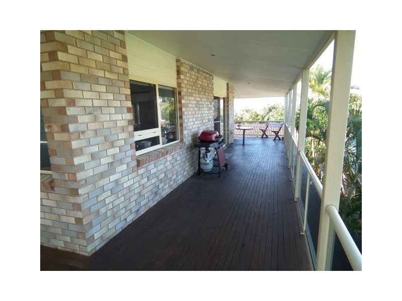 7 Wright Way, Scarness QLD 4655