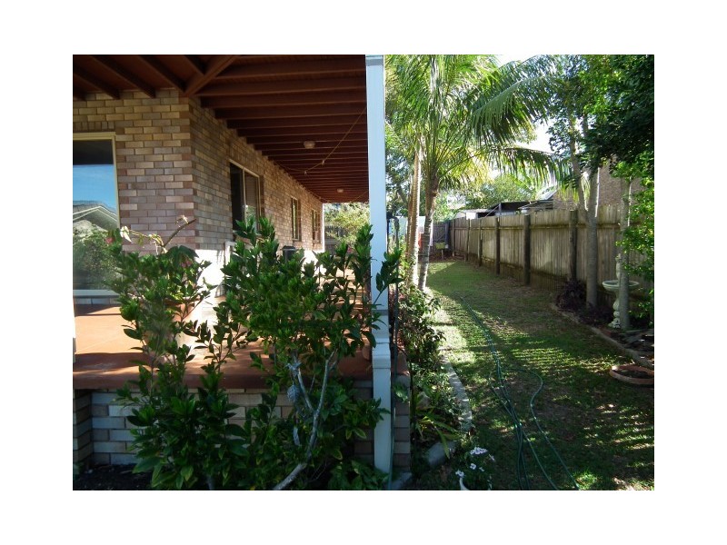 7 Wright Way, Scarness QLD 4655