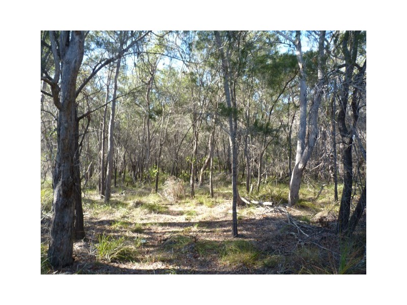 39 Shore Road East, Booral QLD 4655