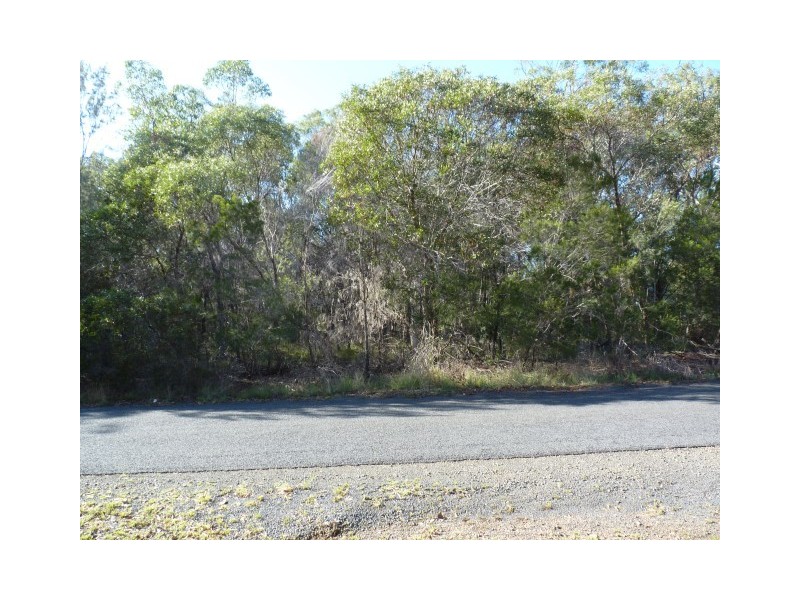 39 Shore Road East, Booral QLD 4655