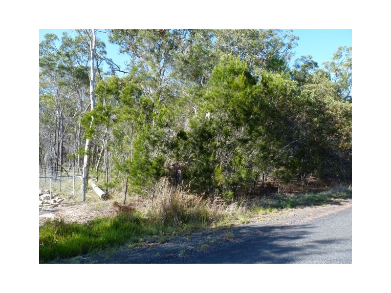 39 Shore Road East, Booral QLD 4655