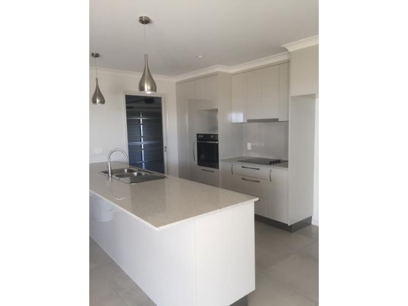 3 Hudson Drive, Urraween QLD 4655