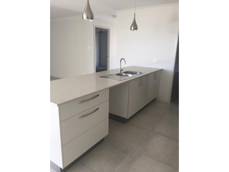 3 Hudson Drive, Urraween QLD 4655