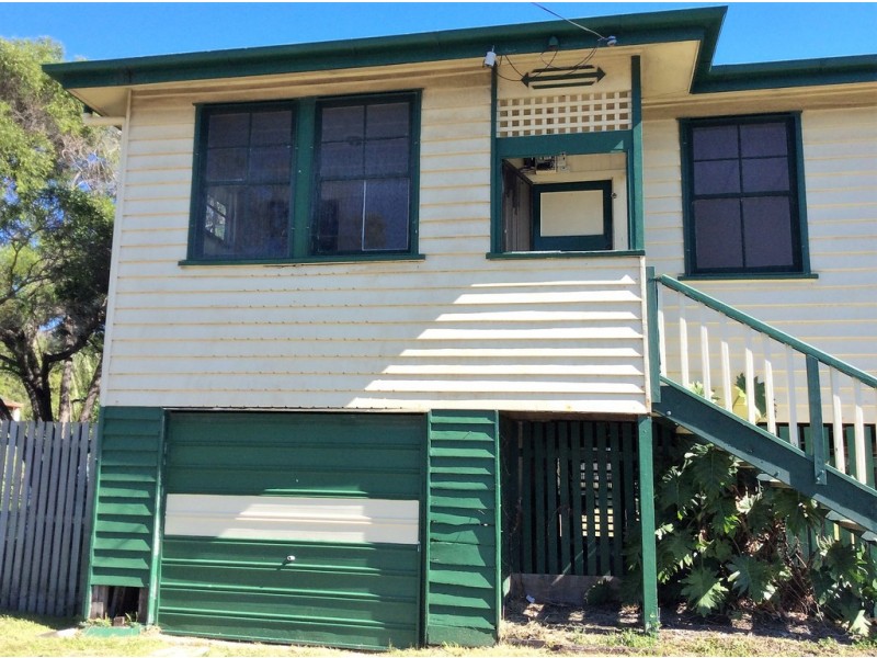 63 Beach Road, Pialba QLD 4655
