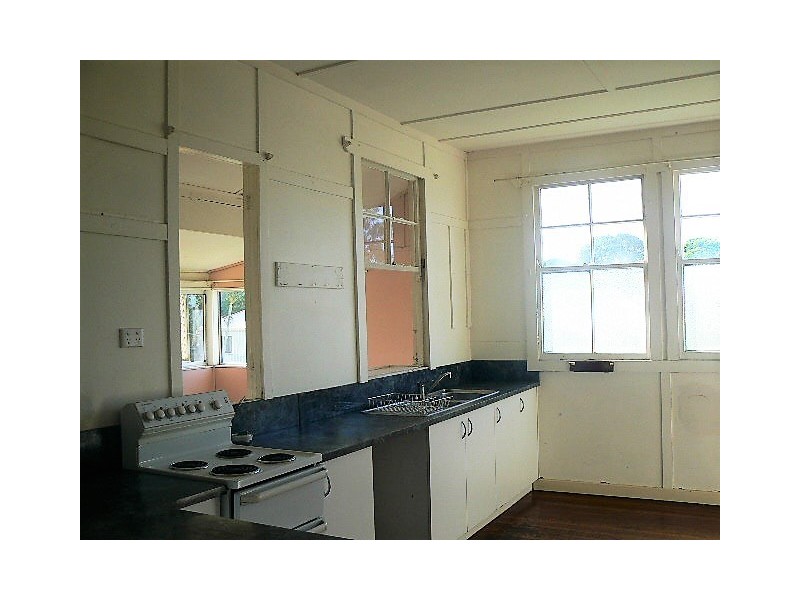 63 Beach Road, Pialba QLD 4655