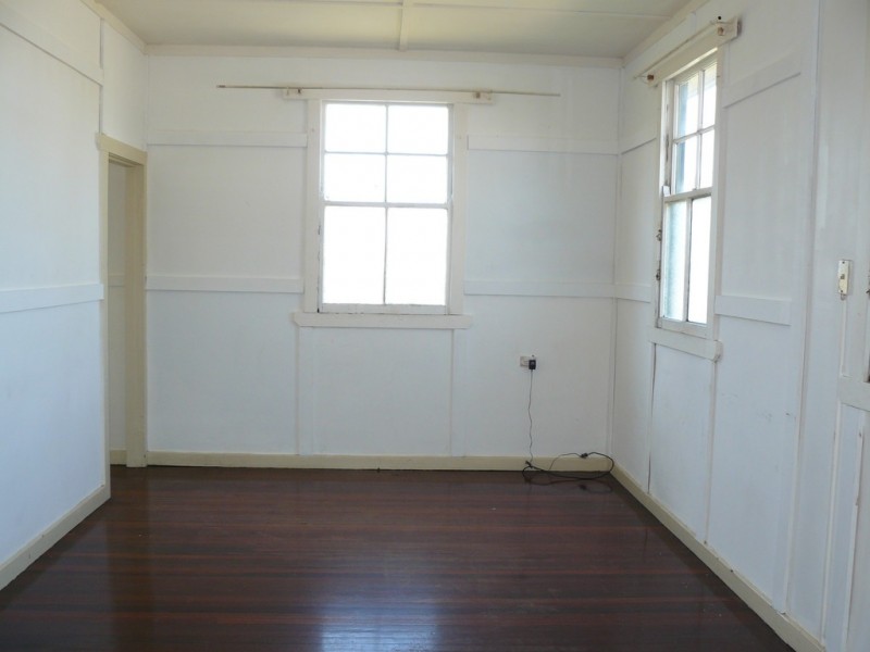 63 Beach Road, Pialba QLD 4655