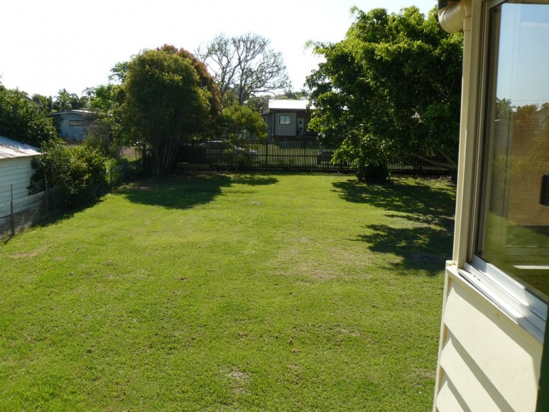 63 Beach Road, Pialba QLD 4655