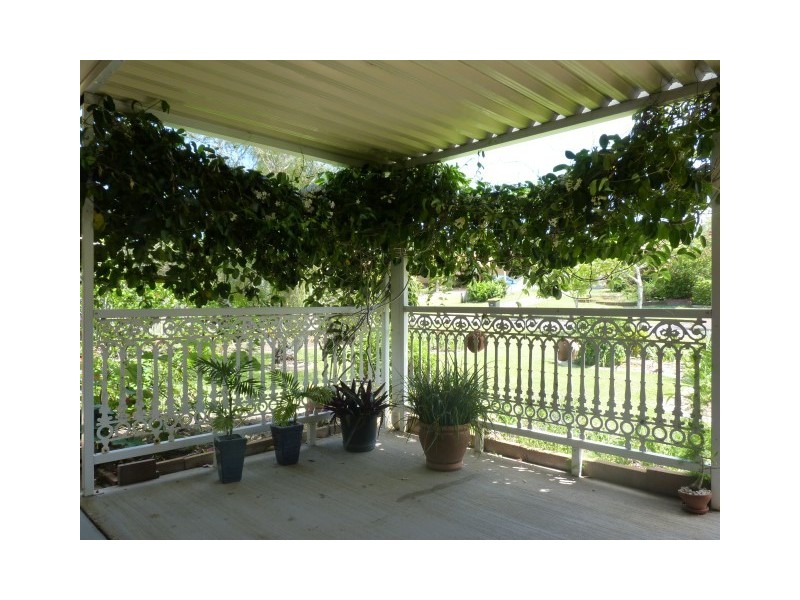 34 Tristania Crescent, Urangan QLD 4655