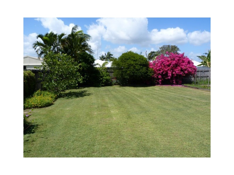 34 Tristania Crescent, Urangan QLD 4655
