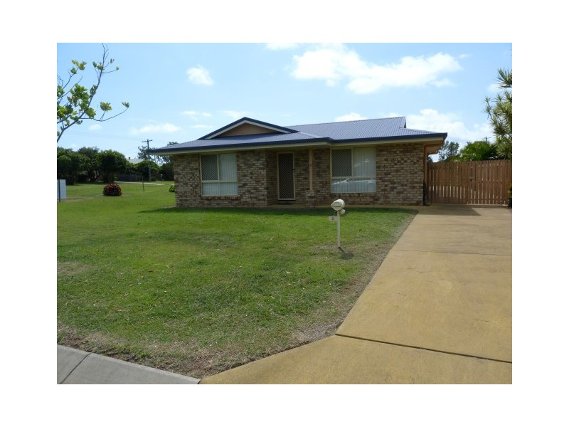 2 Montrose Close, Point Vernon QLD 4655