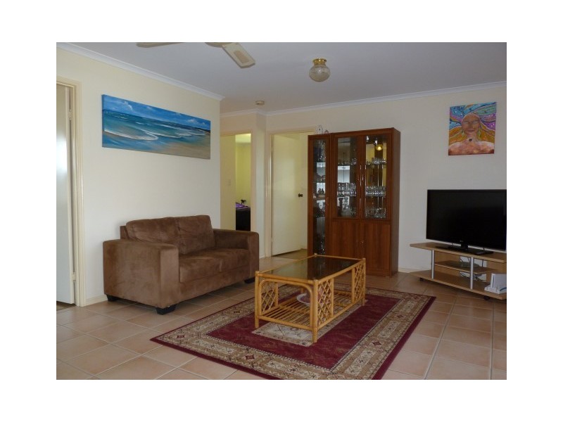 5 Sonder Street, Urangan QLD 4655