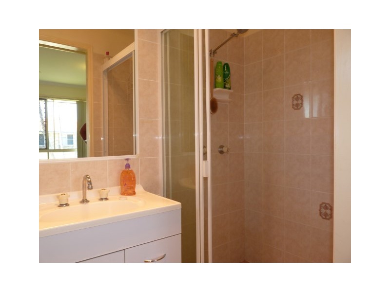 5 Sonder Street, Urangan QLD 4655