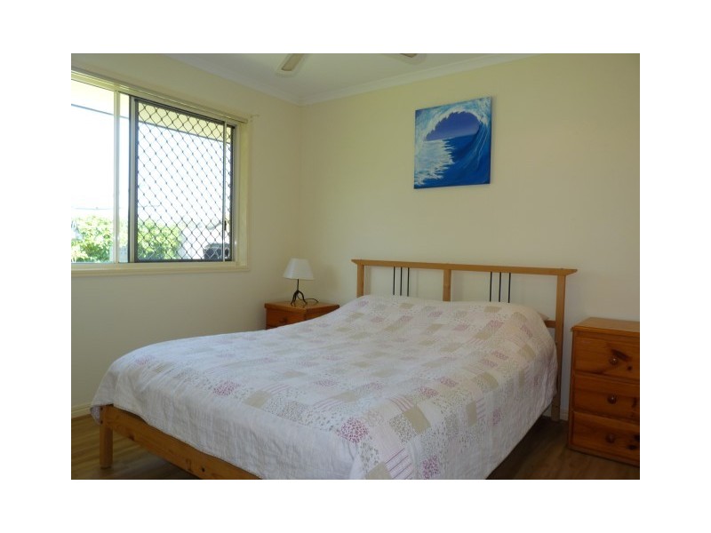 5 Sonder Street, Urangan QLD 4655