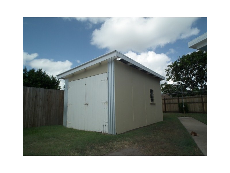 349 Torquay Terrace, Torquay QLD 4655