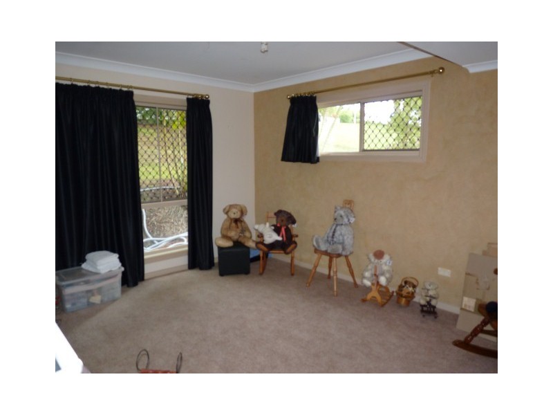 12 Maike Drive, Urraween QLD 4655