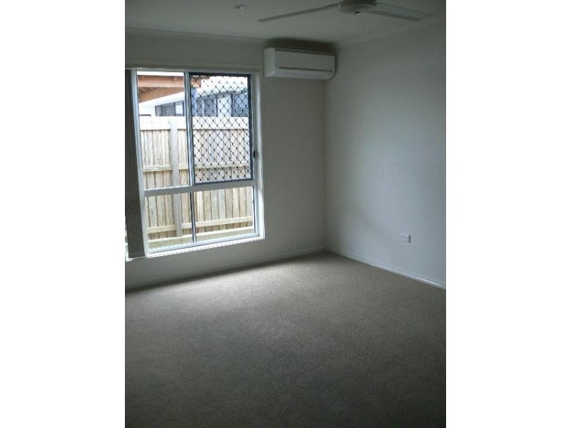 34 Pembridge Cct, Urraween QLD 4655