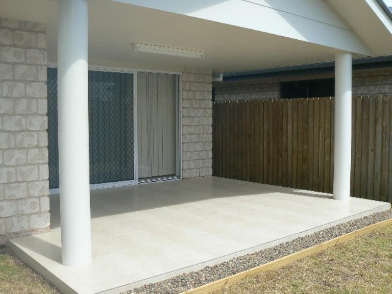 34 Pembridge Cct, Urraween QLD 4655