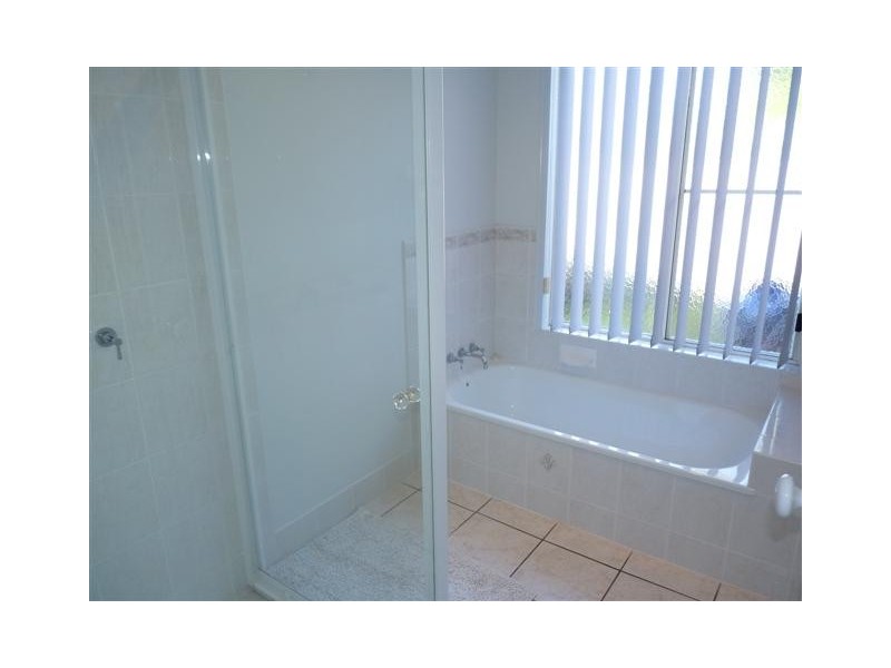 3 Victor Drive, Kawungan QLD 4655