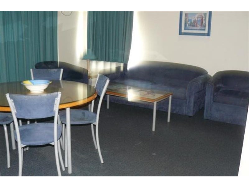 105, 396 Esplanade, Torquay QLD 4655