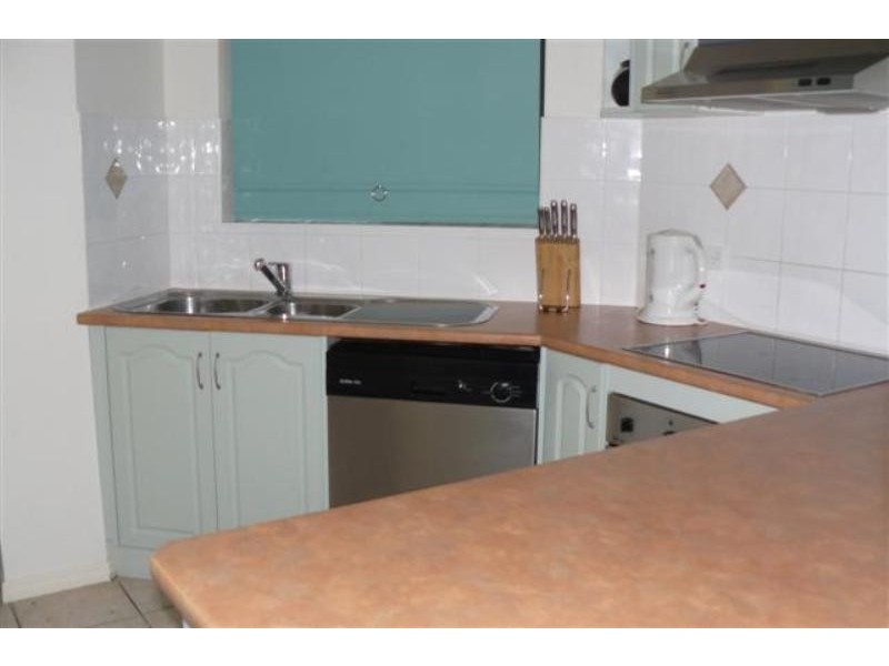 105, 396 Esplanade, Torquay QLD 4655