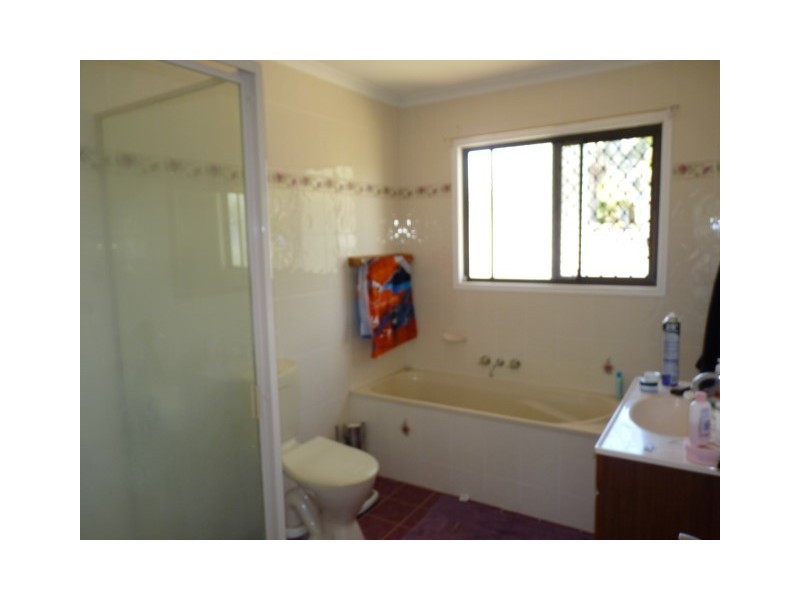 15 Jacobsen Outlook, Urraween QLD 4655