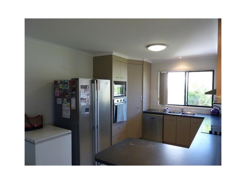 5 Kensi Court, Point Vernon QLD 4655