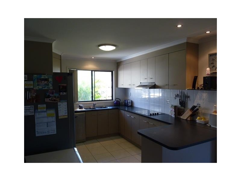 5 Kensi Court, Point Vernon QLD 4655
