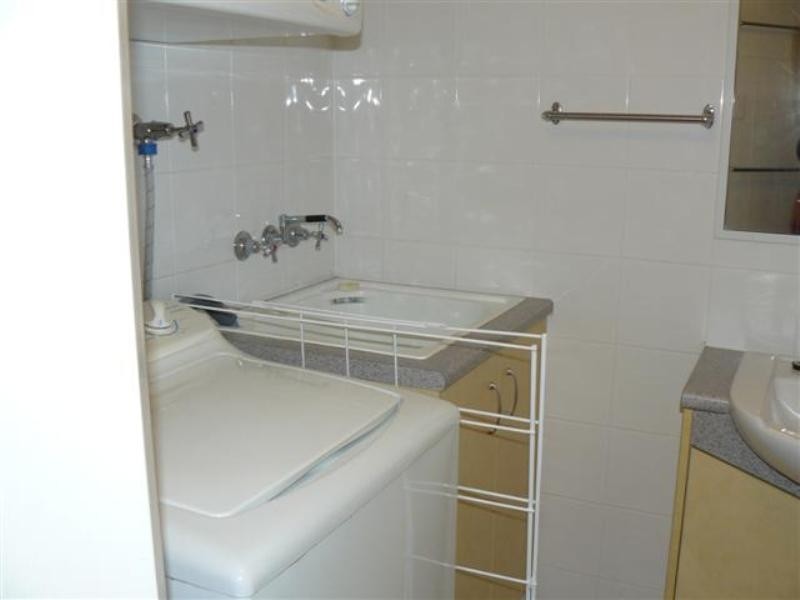 102 396 Esplanade, Torquay QLD 4655