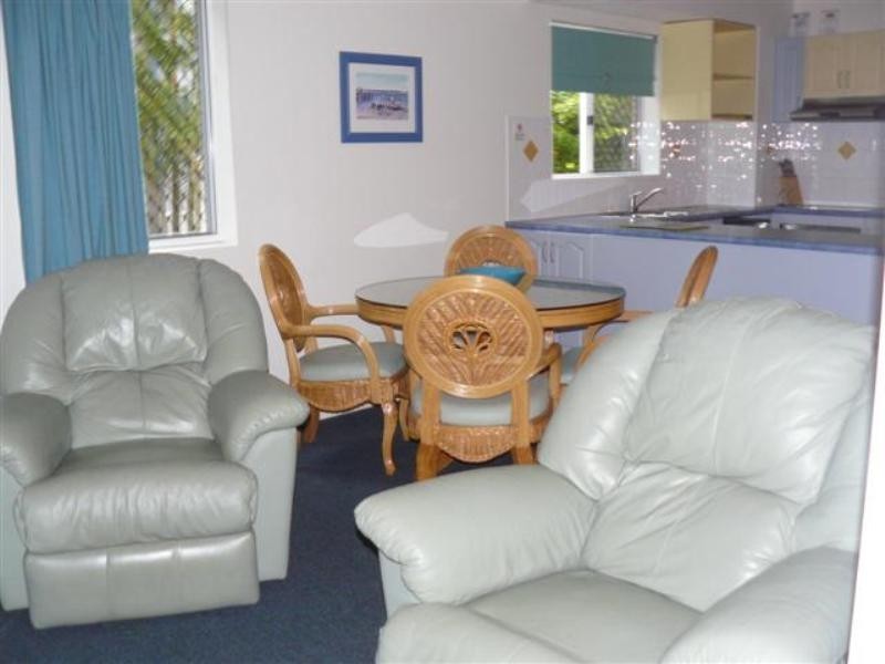 102 396 Esplanade, Torquay QLD 4655