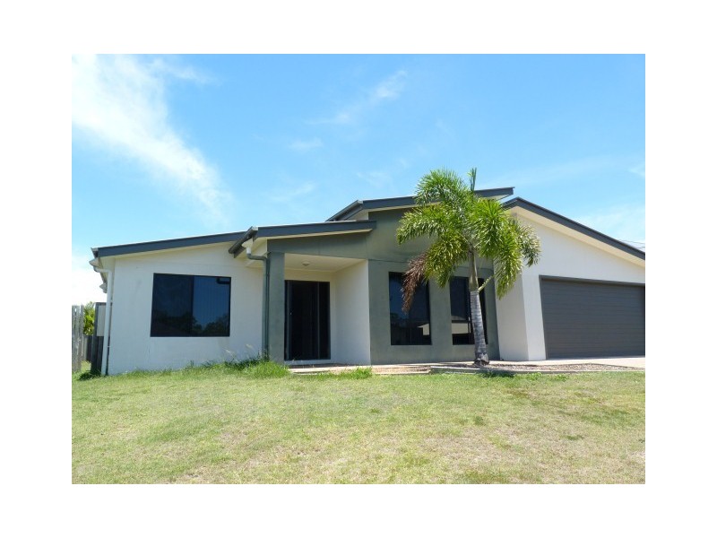 8 Bay Park Road, Wondunna QLD 4655