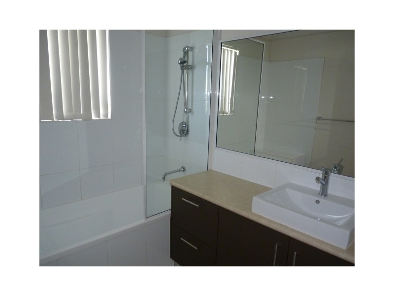 8 Bay Park Road, Wondunna QLD 4655